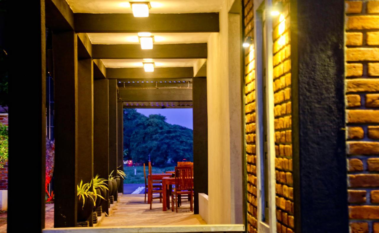Kubura Resort Anuradhapura Exterior photo